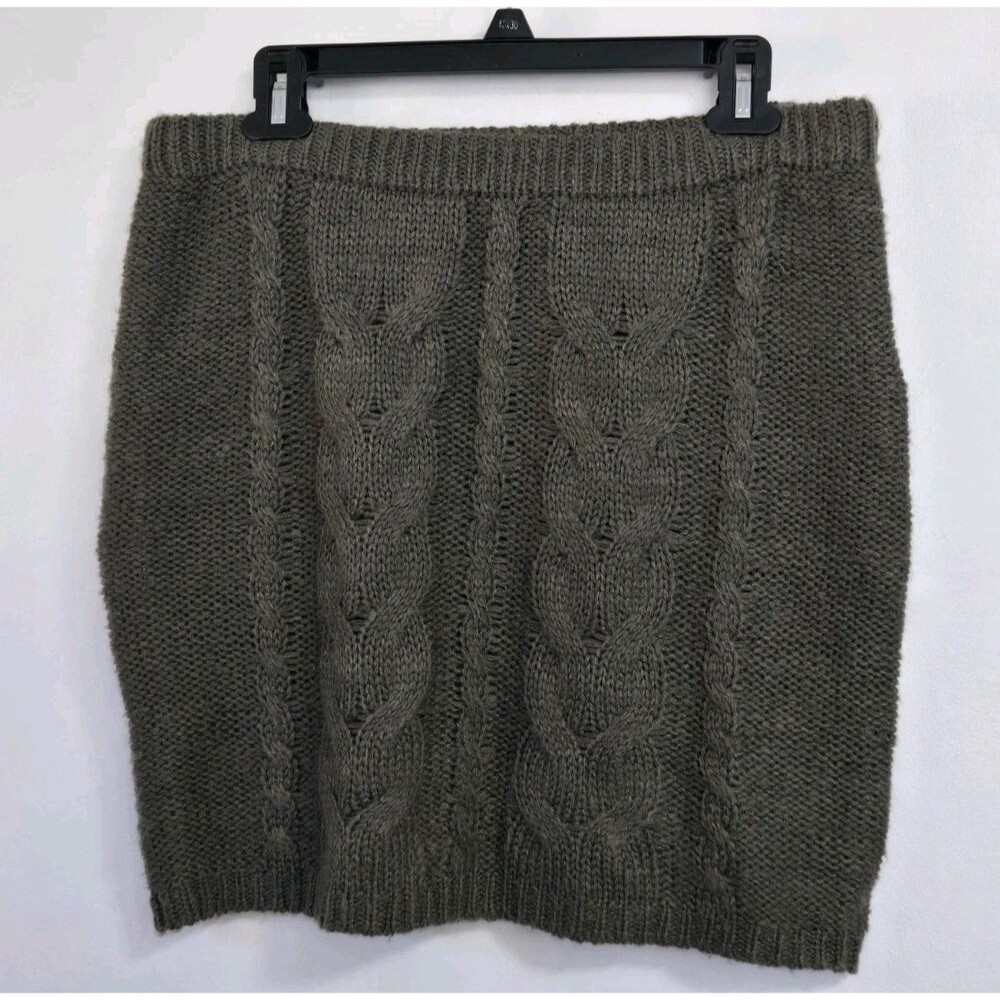 Mimi Chica Skirt Womens L Mini Cableknit Green Preppy Casual Office NWOT